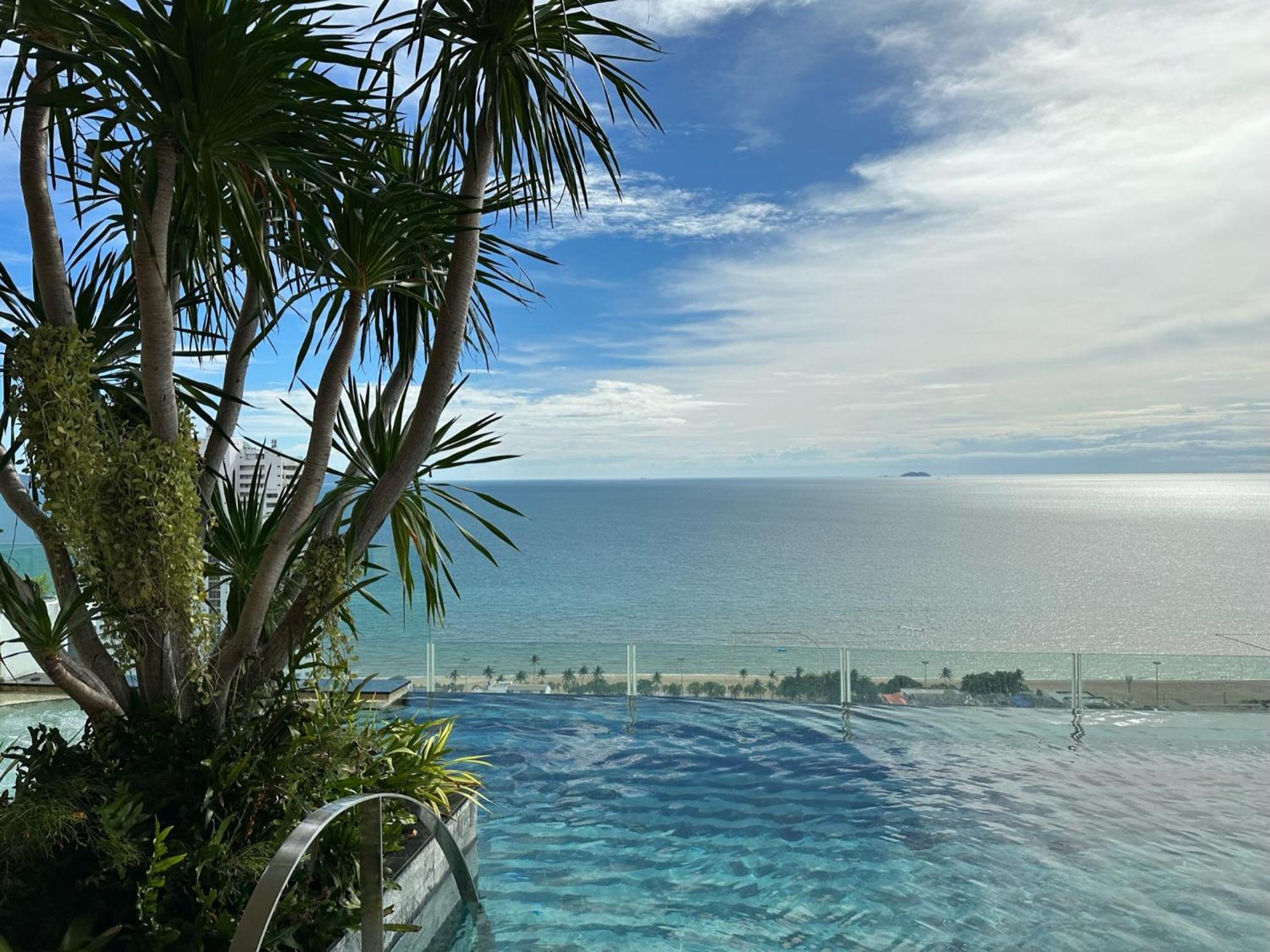 芭提雅高层海景奢华公寓the Riviera Jomtien生香家直达海滩2704 ภายนอก รูปภาพ